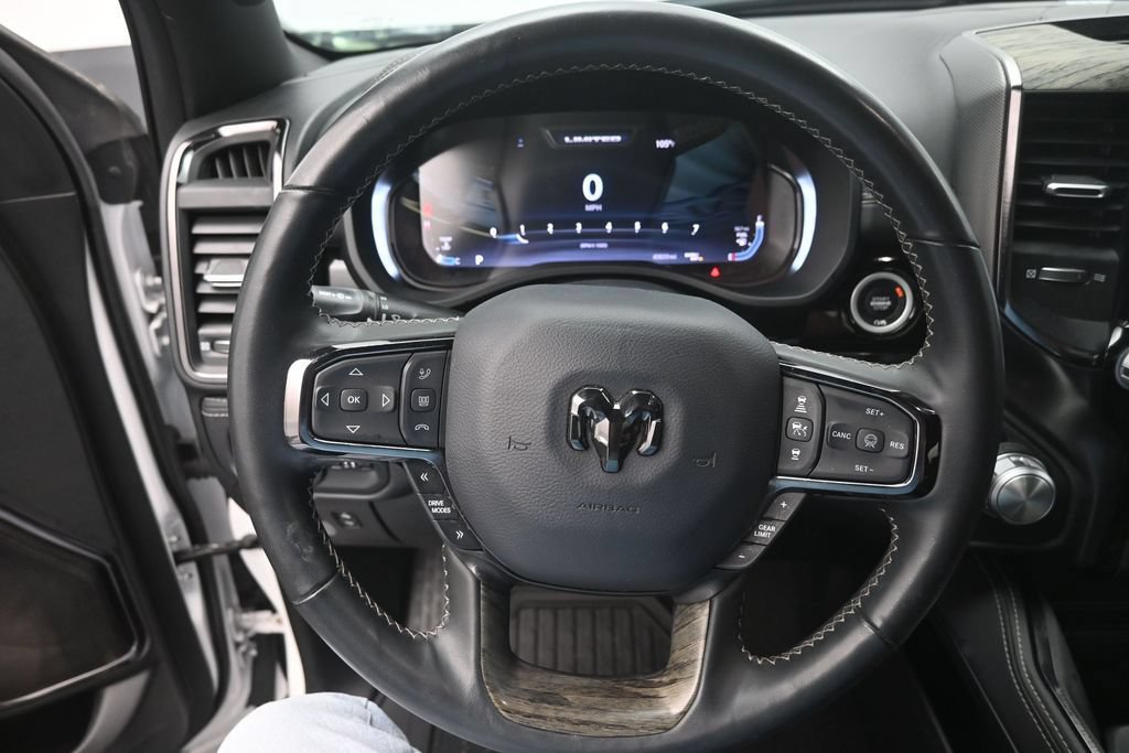 Used 2025 RAM 1500 Limited AWD/4WD image 31