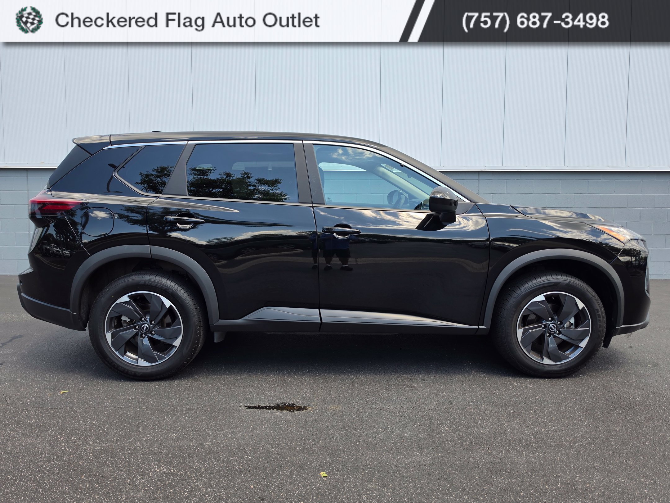 Used 2026 Nissan Rogue SV AWD/4WD image 6