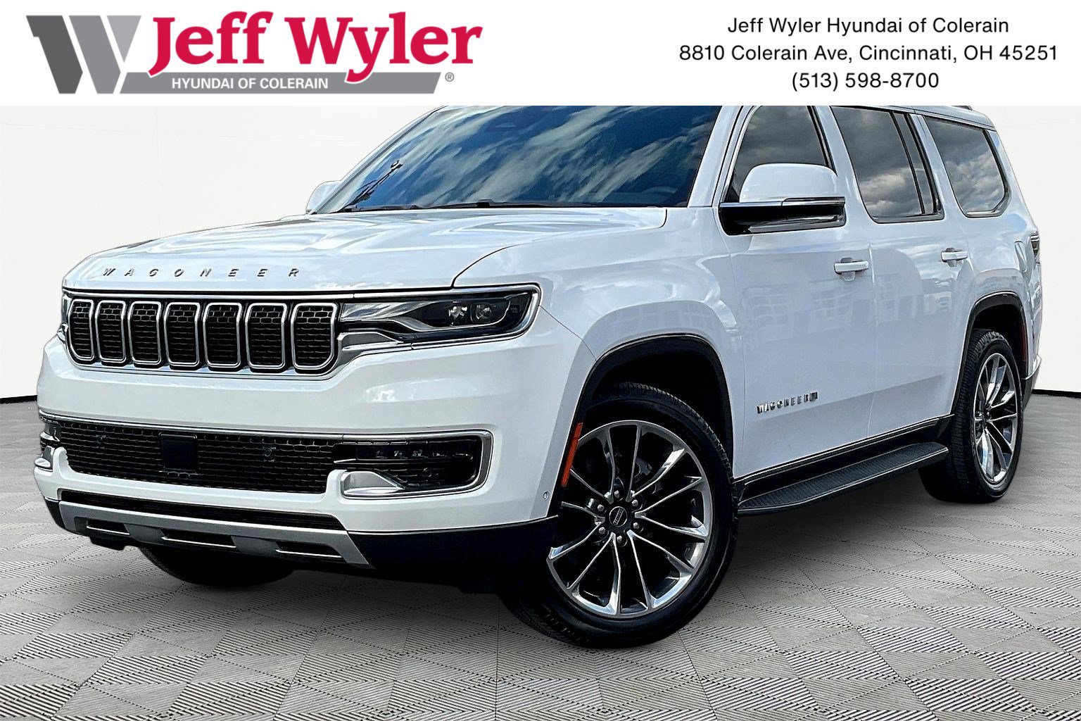 Used 2022 Jeep Wagoneer Series II w/ Premium Group I AWD/4WD image 1