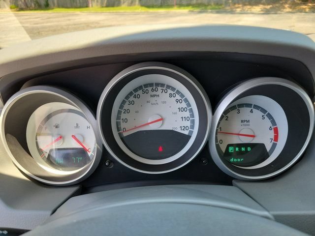 Used 2010 Dodge Grand Caravan SE w/ Popular Equipment Group FWD image 19
