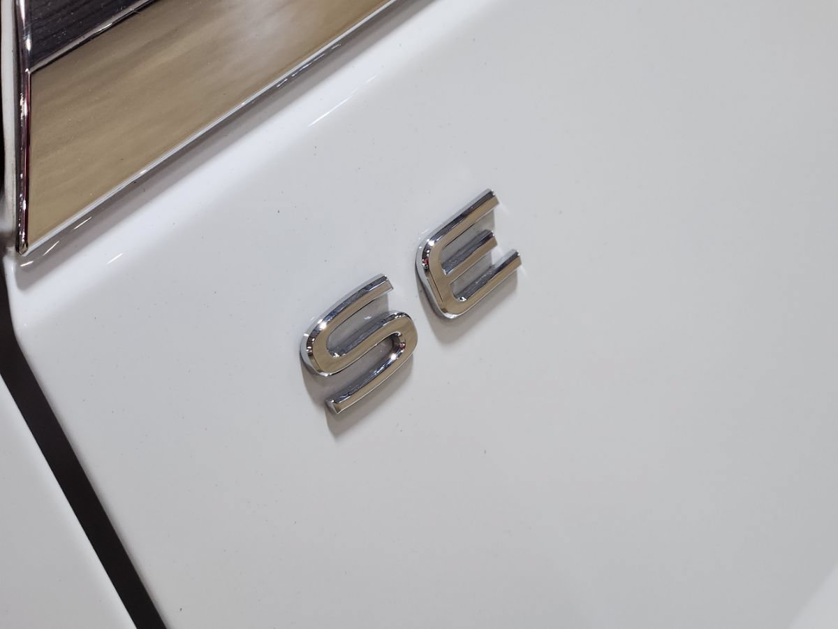 Used 2021 Volkswagen Atlas SE w/ Panoramic Sunroof Package FWD image 26