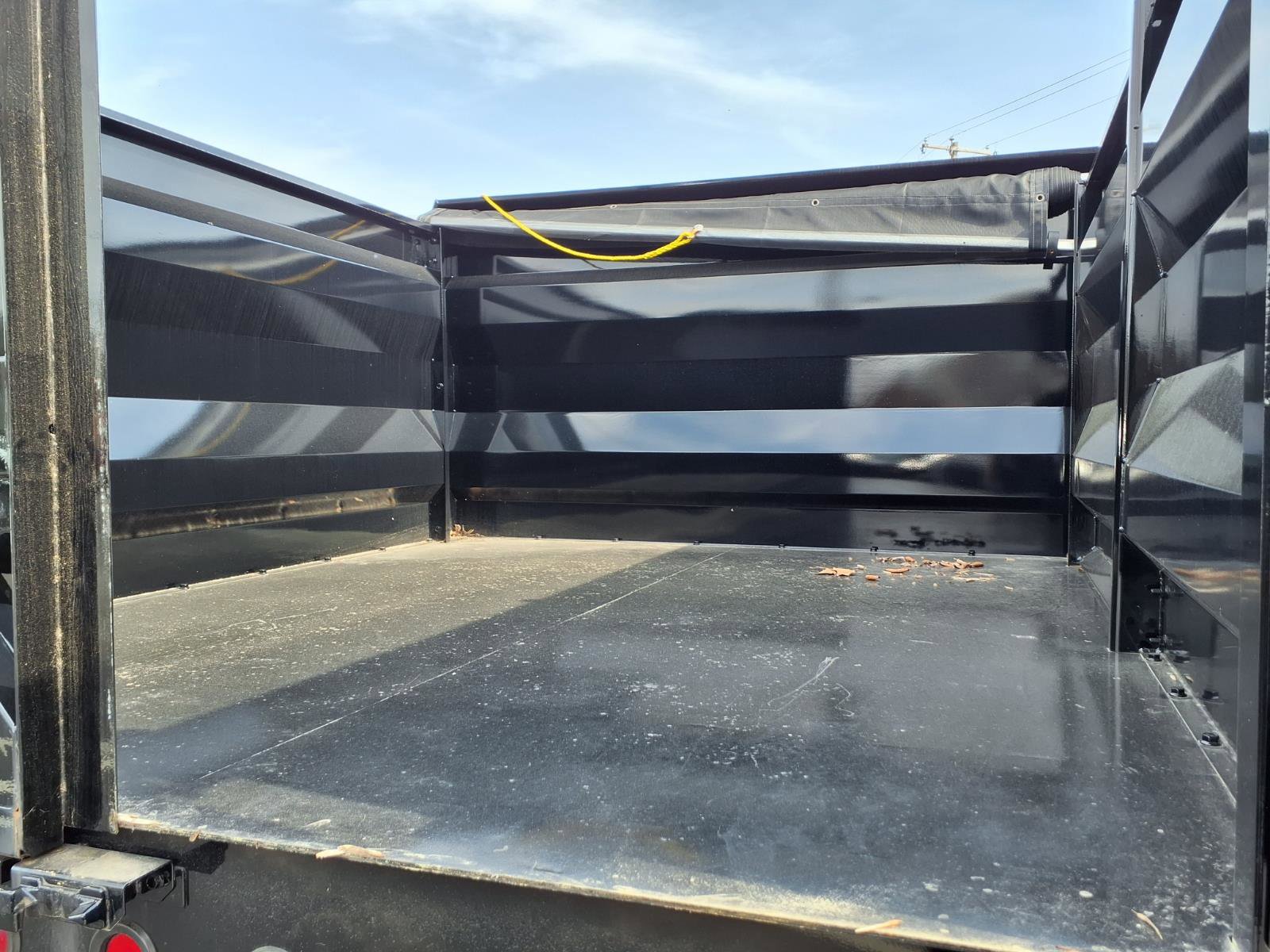 Used 2023 Ford F550 4x4 Regular Cab Super Duty image 14