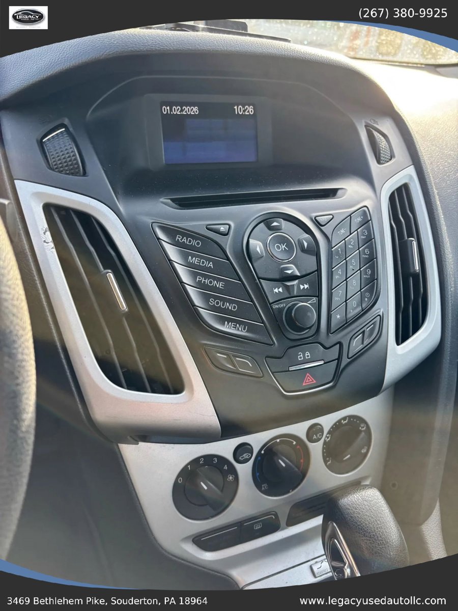 Used 2013 Ford Focus SE image 29