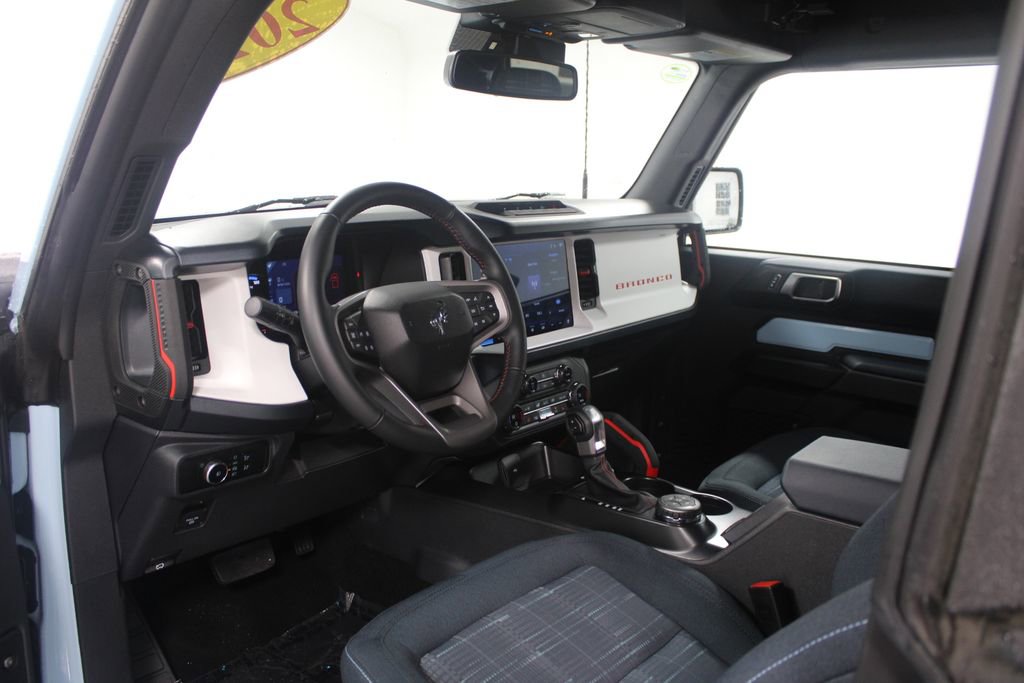 Used 2024 Ford Bronco Heritage Edition image 22