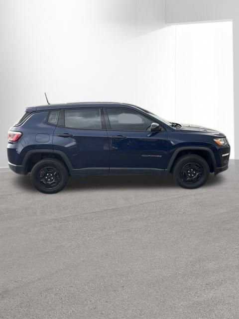 Used 2018 Jeep Compass Sport image 4