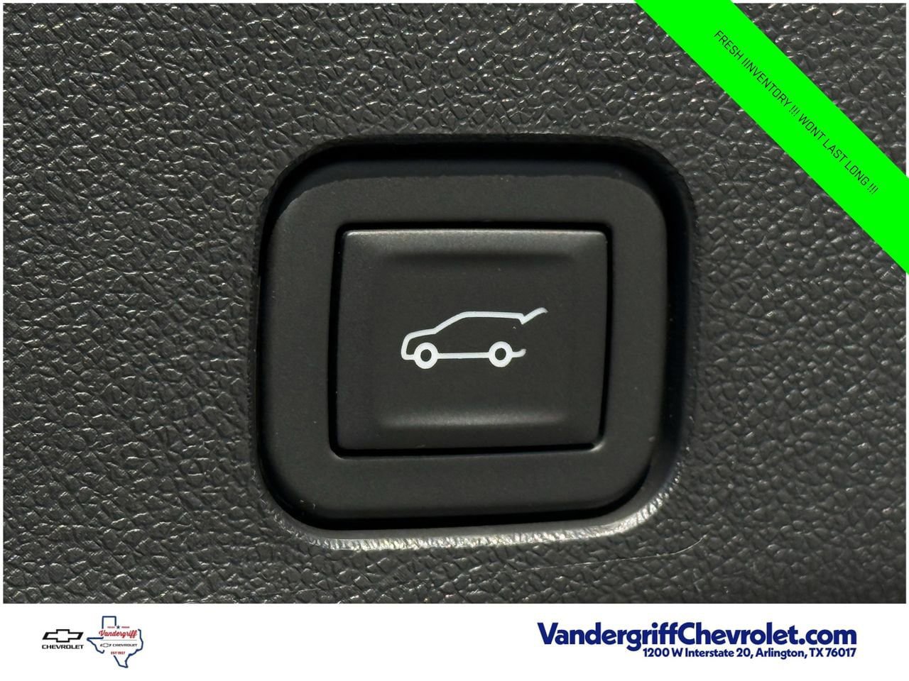Used 2025 GMC Acadia AT4 AWD/4WD image 26