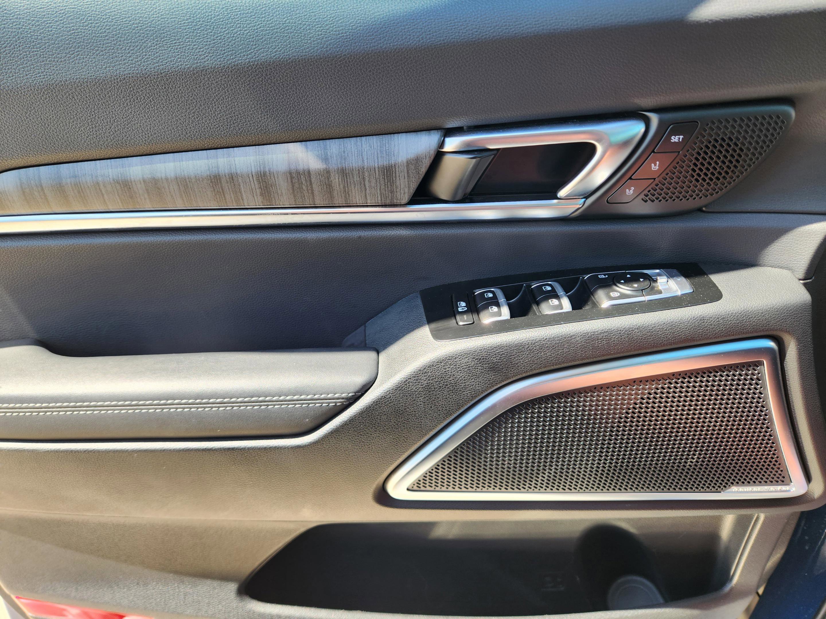 Used 2024 Kia Telluride SX Prestige image 27