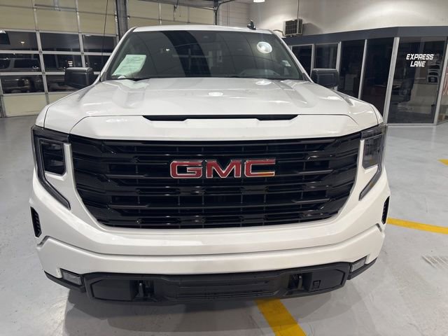 Used 2025 GMC Sierra 1500 Elevation image 2