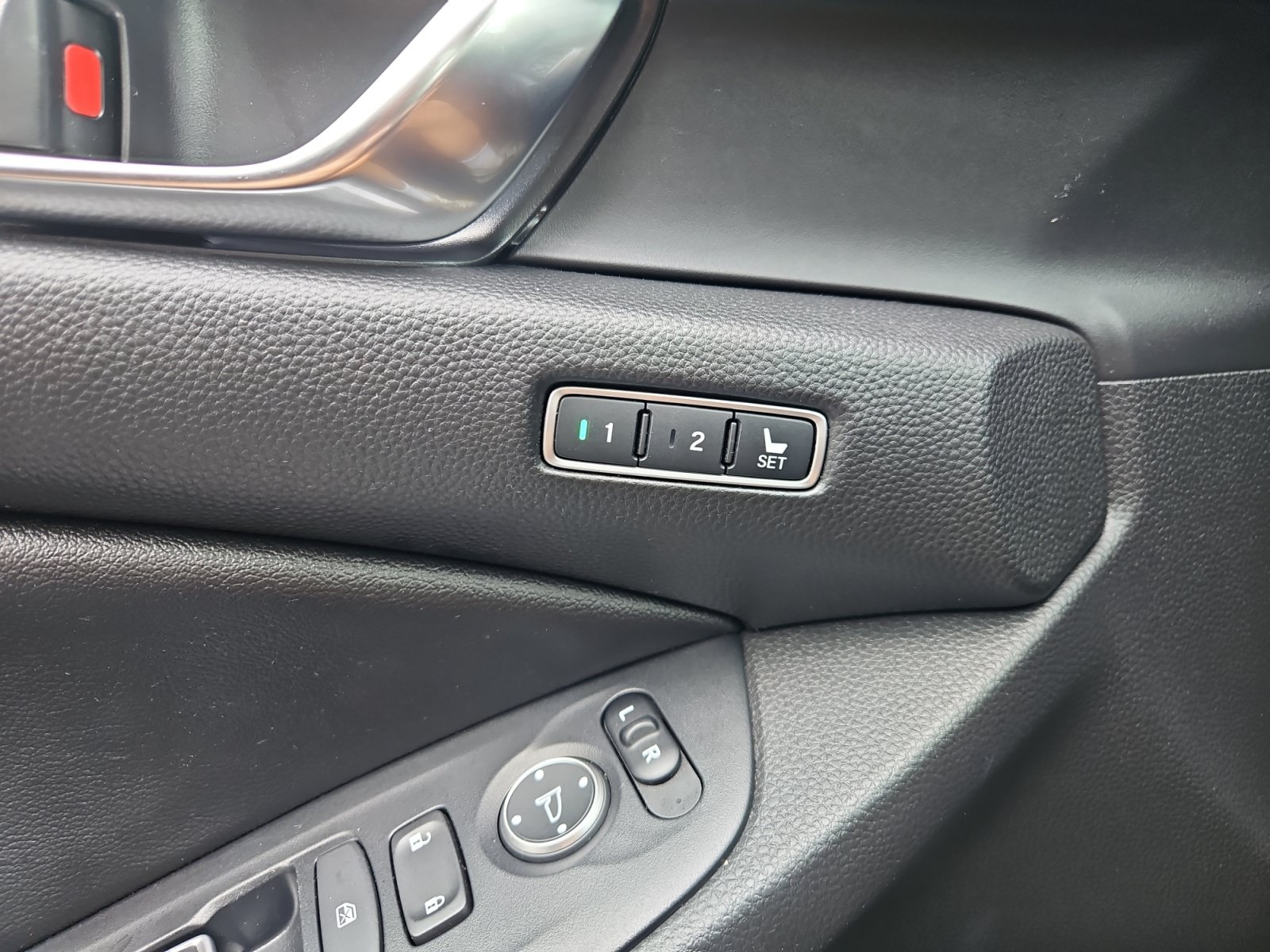 Used 2022 Honda Accord EX-L image 16