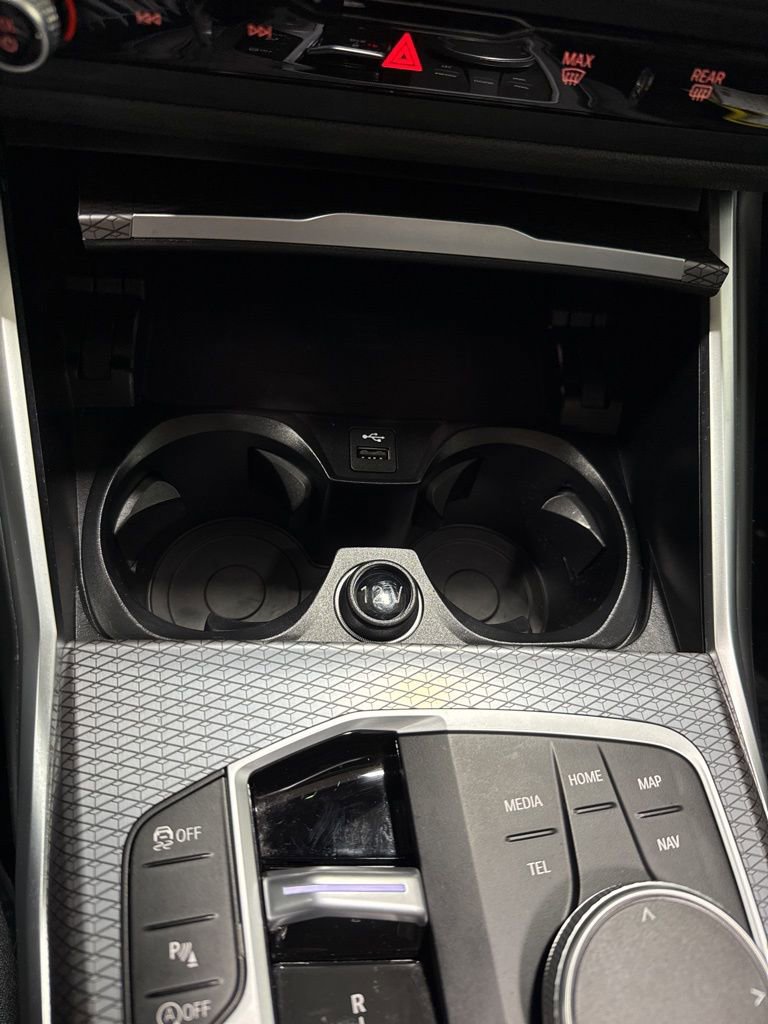 Used 2025 BMW 330i xDrive Sedan w/ Premium Package image 27