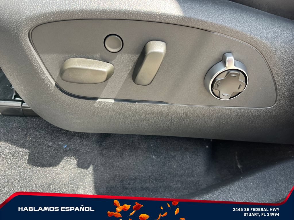 New 2026 GMC Acadia Denali Ultimate FWD image 16