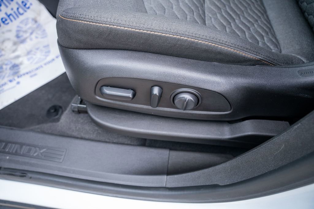 Used 2019 Chevrolet Equinox LT image 19