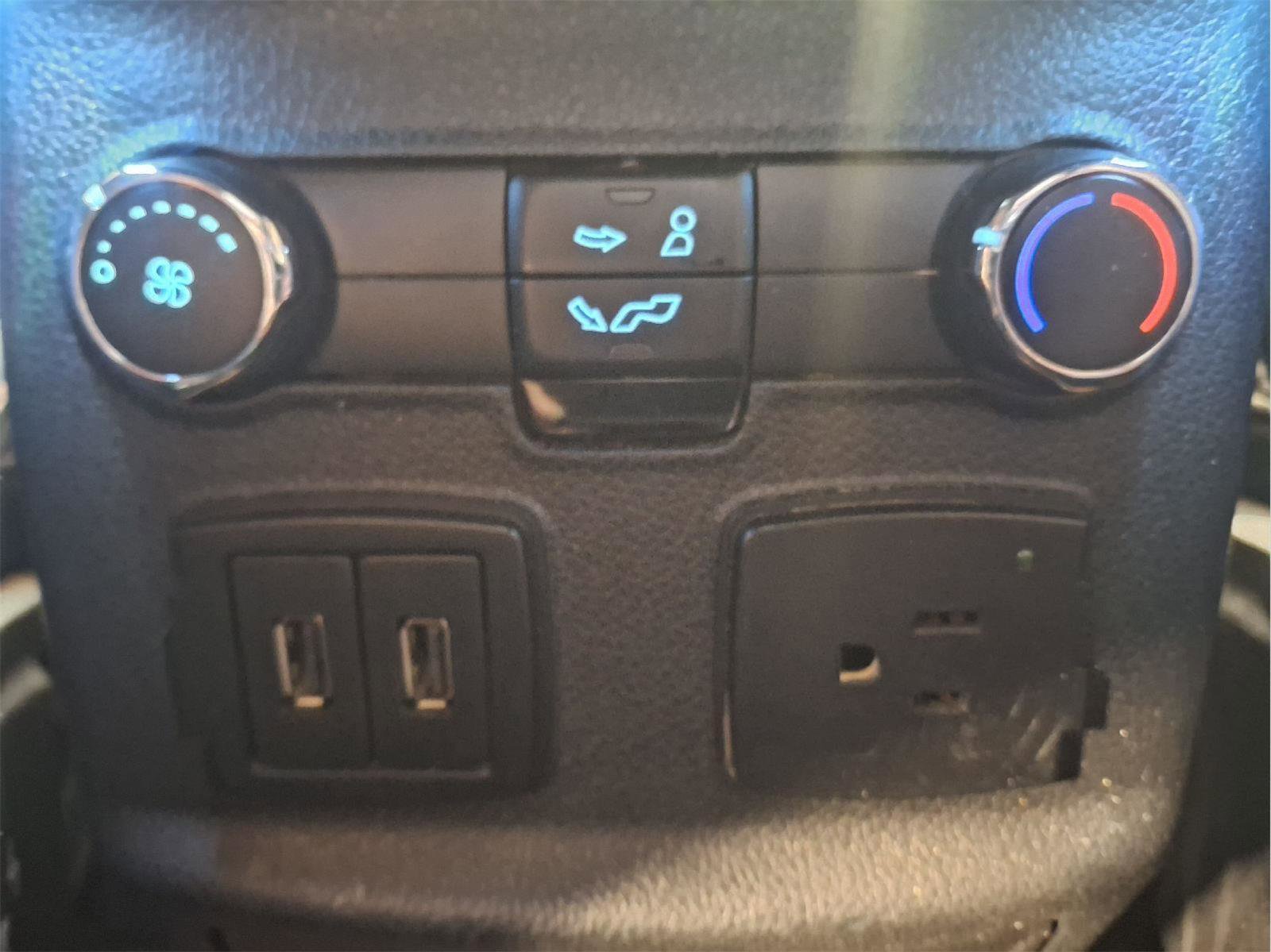 Used 2016 Ford Explorer Sport w/ Equipment Group 401A AWD/4WD image 18