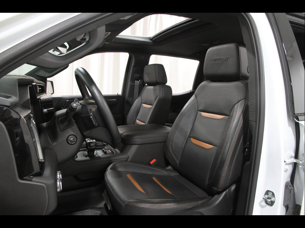 Used 2023 GMC Sierra 1500 AT4 w/ AT4 Premium Package AWD/4WD image 5