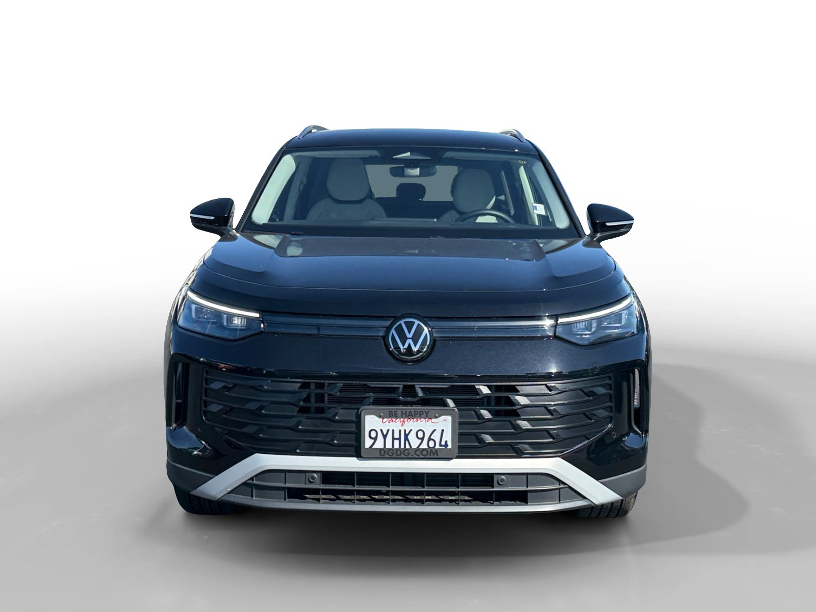 Certified 2025 Volkswagen Tiguan SE AWD/4WD image 8