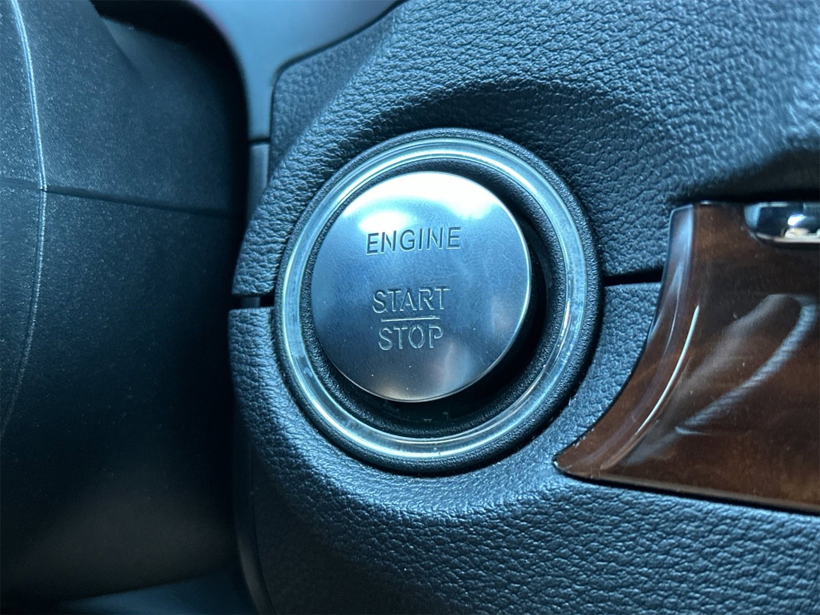 Used 2012 Mercedes-Benz E 350 Cabriolet image 25