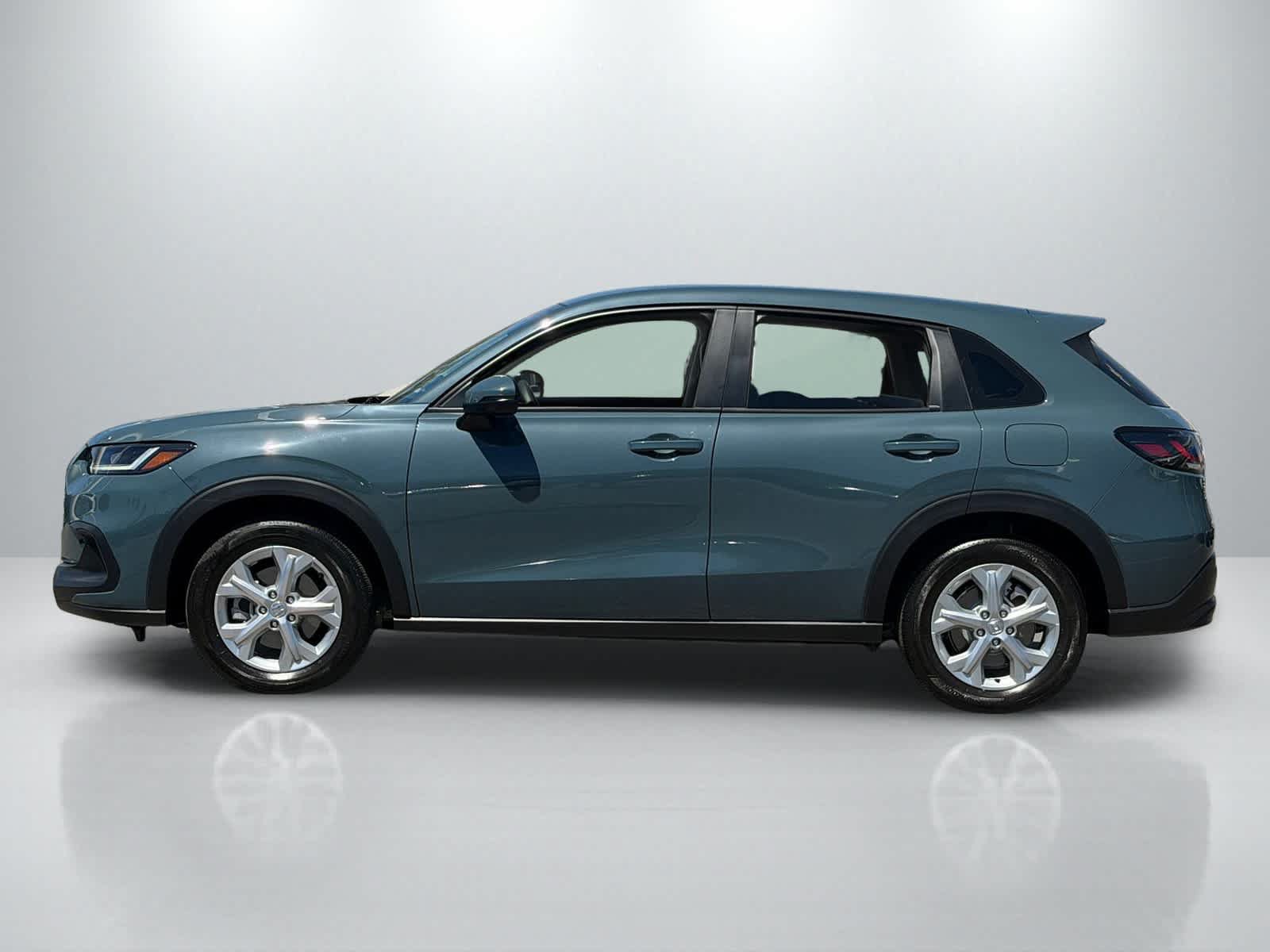 Used 2025 Honda HR-V LX image 2