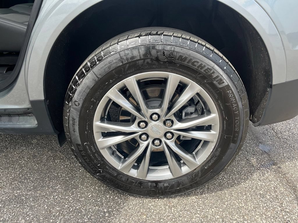 Used 2023 Cadillac XT5 Premium Luxury w/ Technology Package AWD/4WD image 33