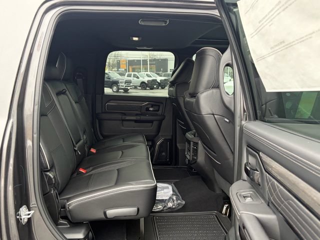 New 2026 RAM 3500 Limited AWD/4WD image 33