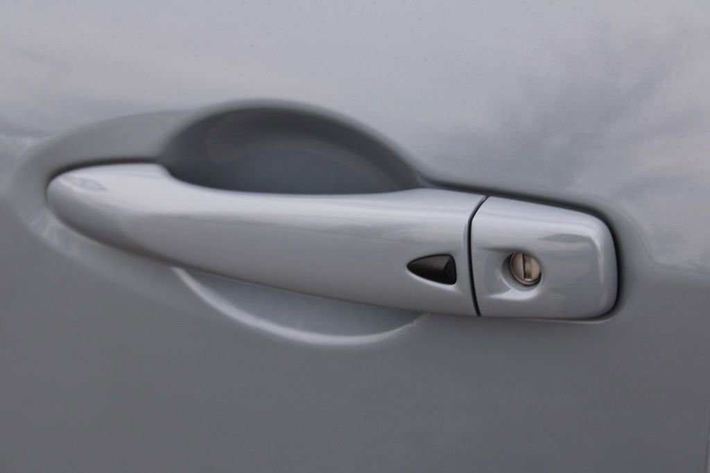 Used 2023 Nissan Kicks SR w/ SR Premium Package image 14