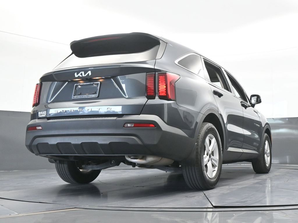 Used 2022 Kia Sorento LX FWD image 53