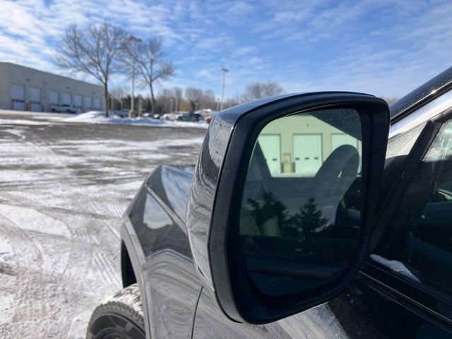 Used 2022 Jeep Grand Cherokee Laredo w/ Luxury Tech Group I image 4