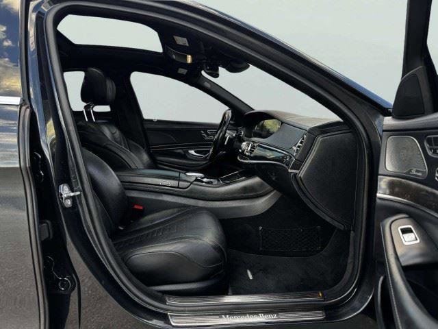 Used 2019 Mercedes-Benz S 560 4MATIC Sedan image 45