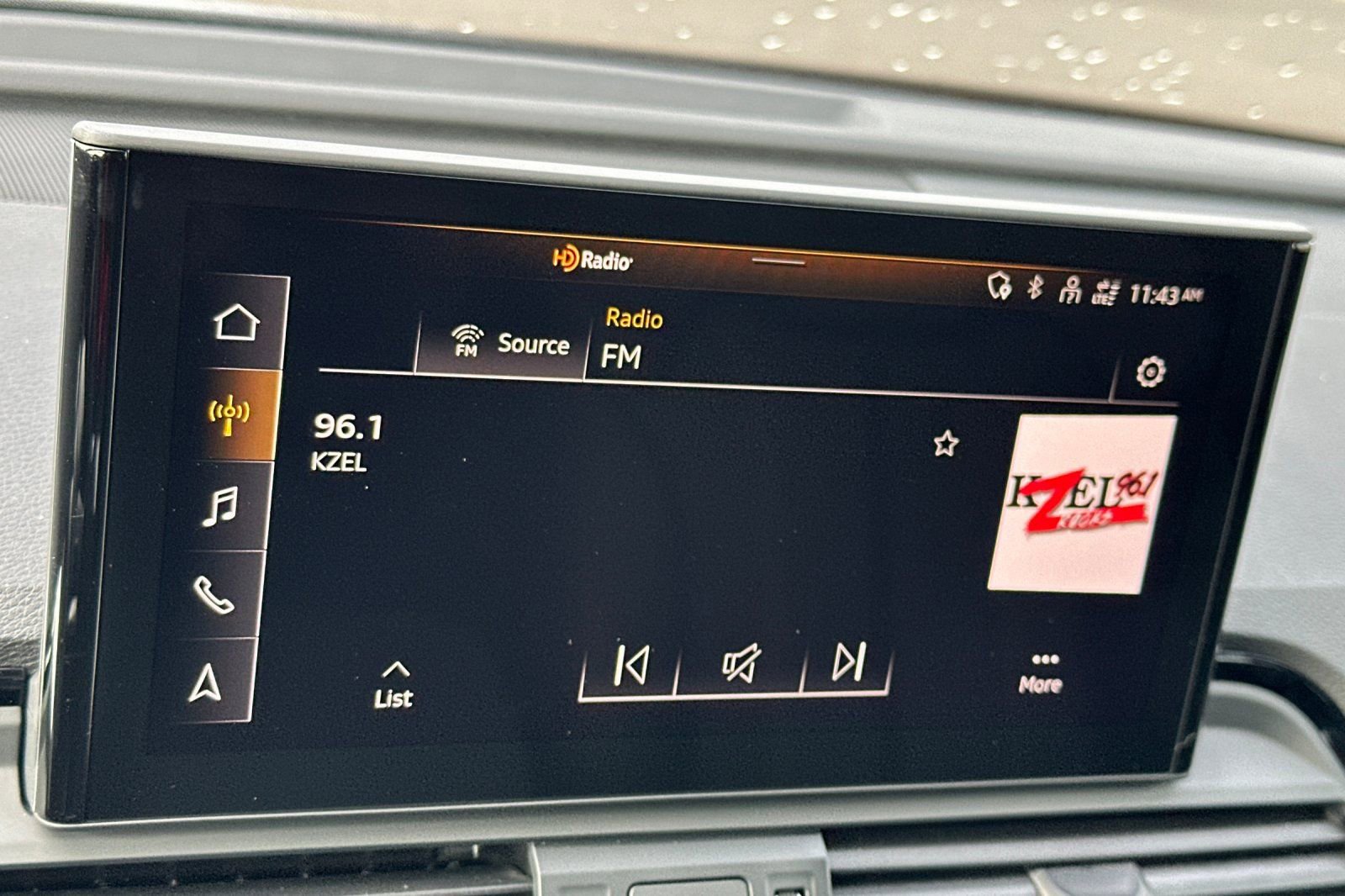 Used 2025 Audi Q5 2.0T Premium image 17