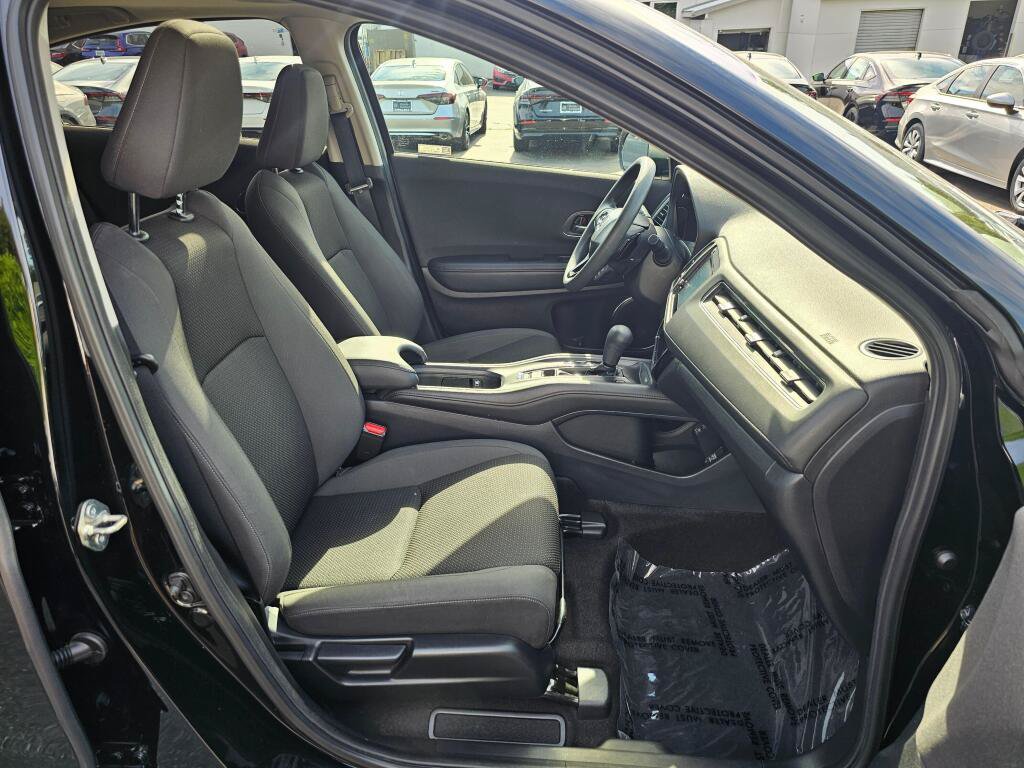 Used 2019 Honda HR-V EX image 11