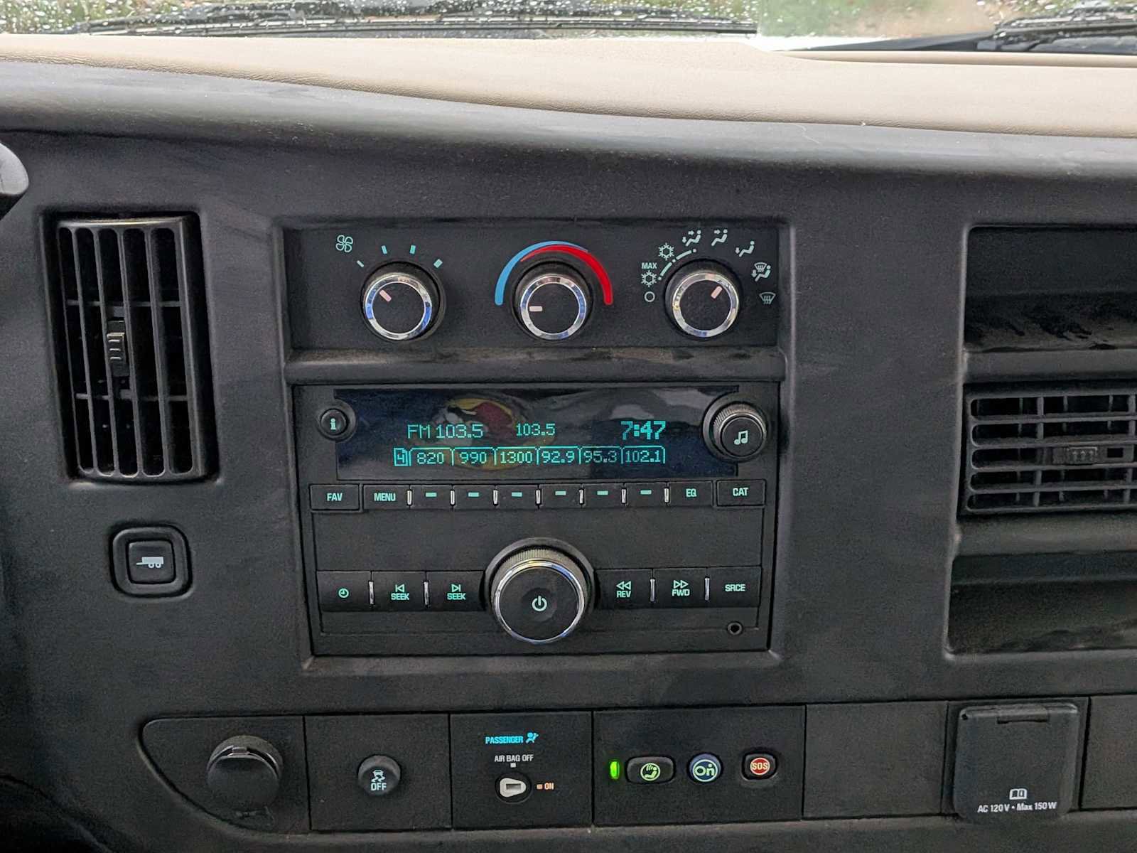 New 2024 Chevrolet Express 3500 Van 139 w/ Power Convenience Package image 19