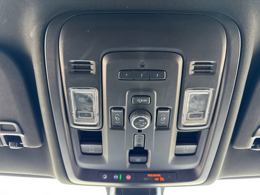 Used 2022 GMC Yukon Denali RWD image 22