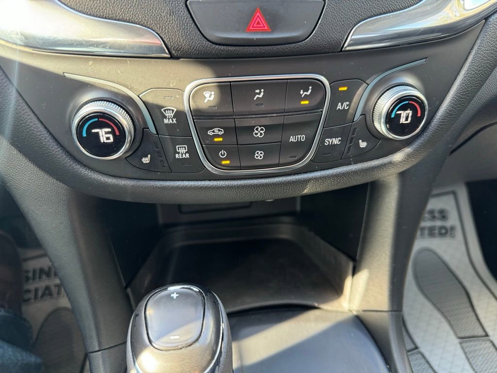 Used 2020 Chevrolet Equinox LT image 24