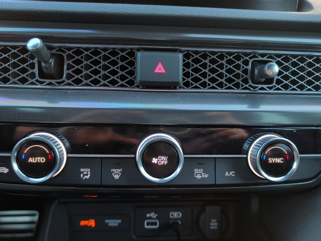Used 2025 Acura Integra A-Spec w/ Technology Package FWD image 16