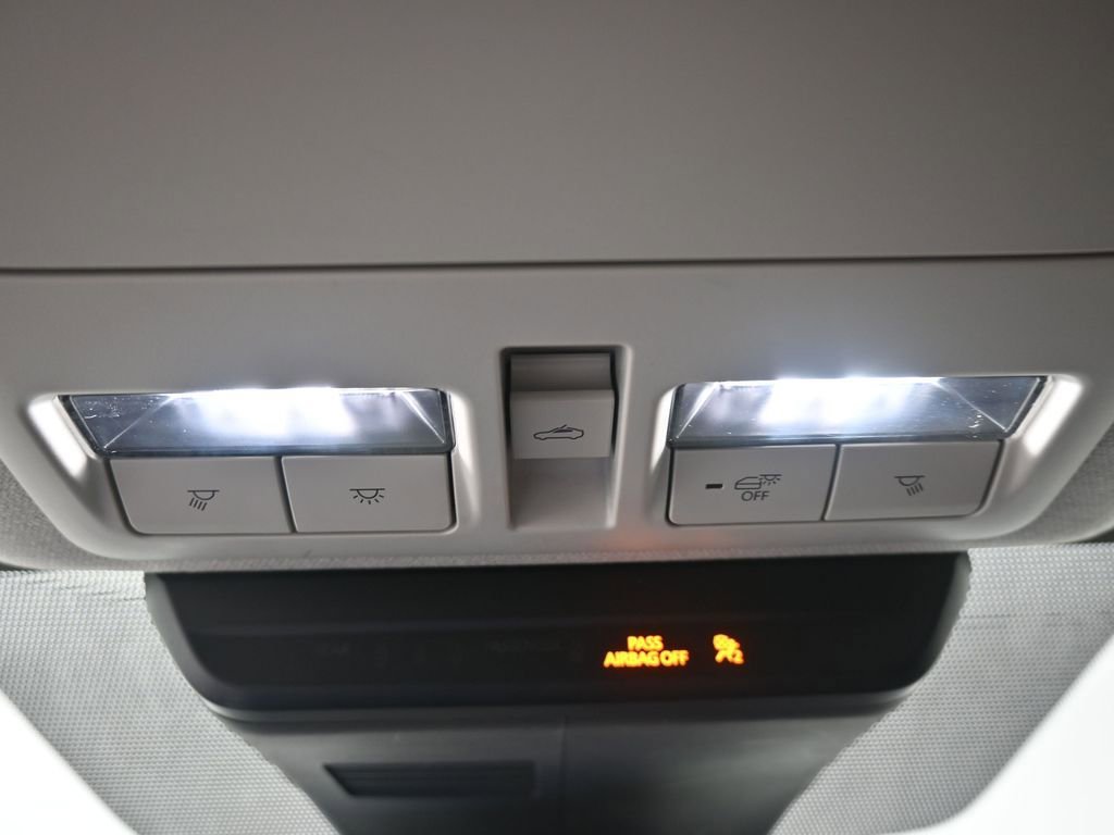 Used 2023 MAZDA MAZDA3 s image 13