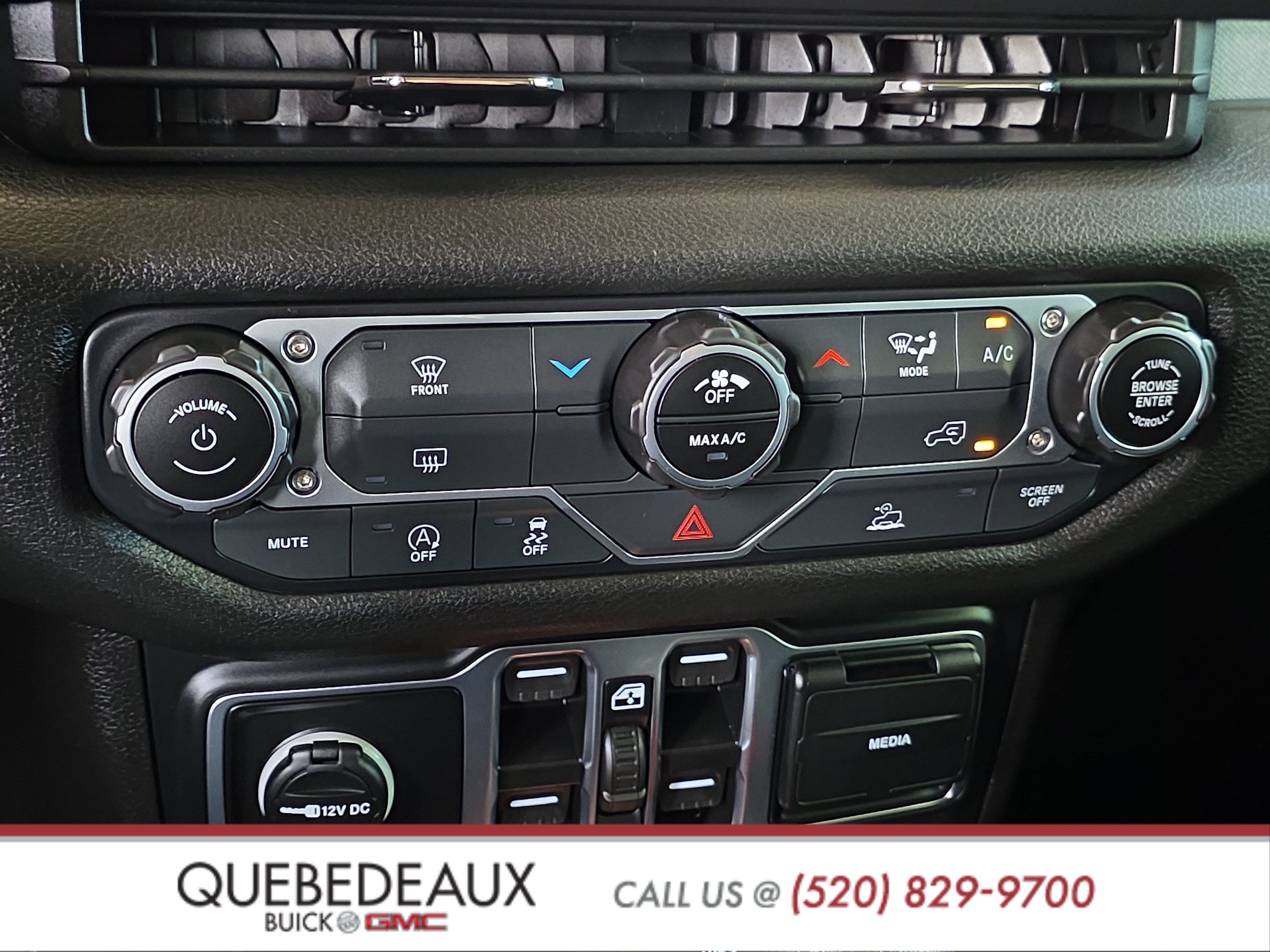 Used 2025 Jeep Wrangler Unlimited Sport AWD/4WD image 20