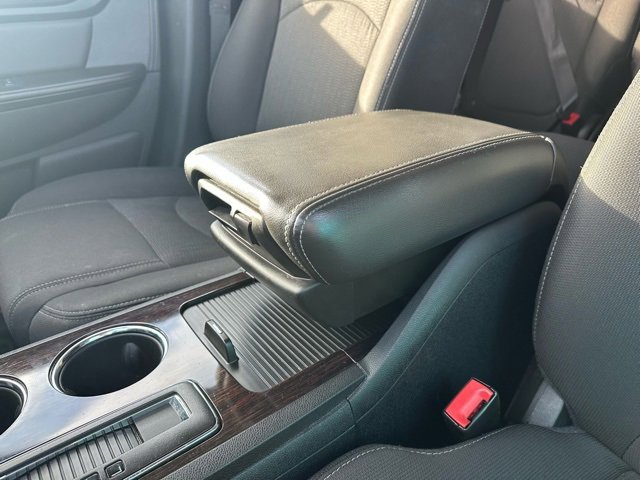 Used 2017 Chevrolet Traverse LT w/ Style and Technology Package image 11