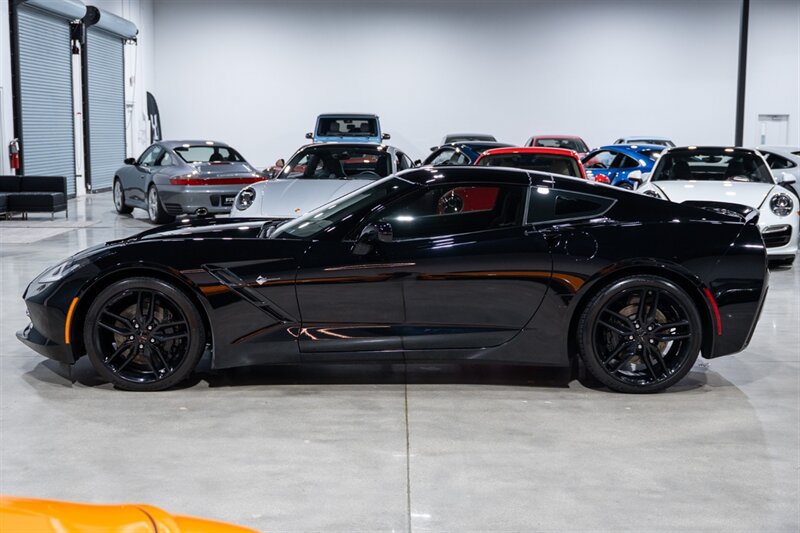 Used 2017 Chevrolet Corvette Stingray Coupe w/ Z51 1LT w/ Battery Protection Package RWD image 3
