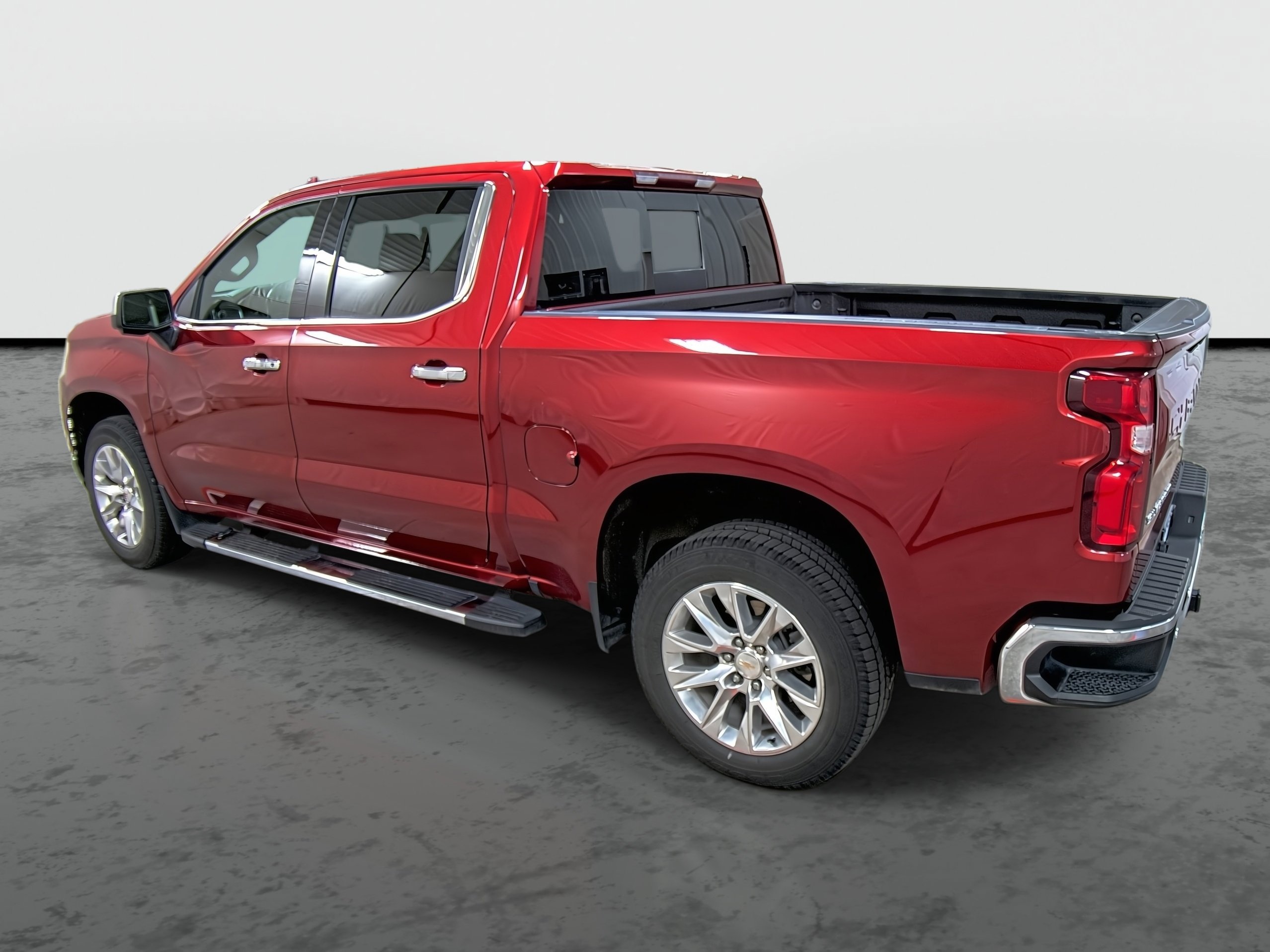 Certified 2022 Chevrolet Silverado 1500 LTZ AWD/4WD image 2
