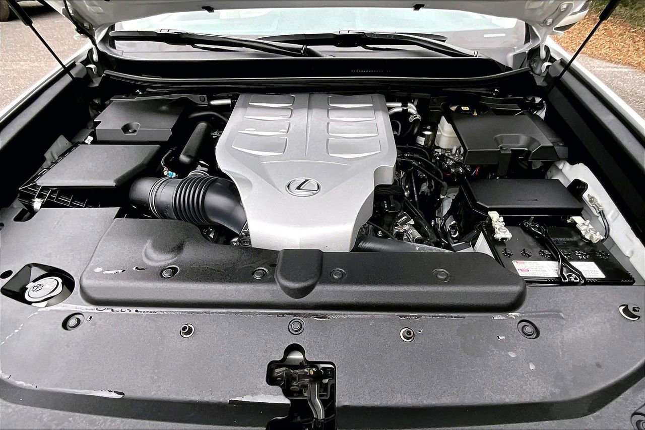 Used 2023 Lexus GX 460 Luxury w/ Sport Design Package image 27