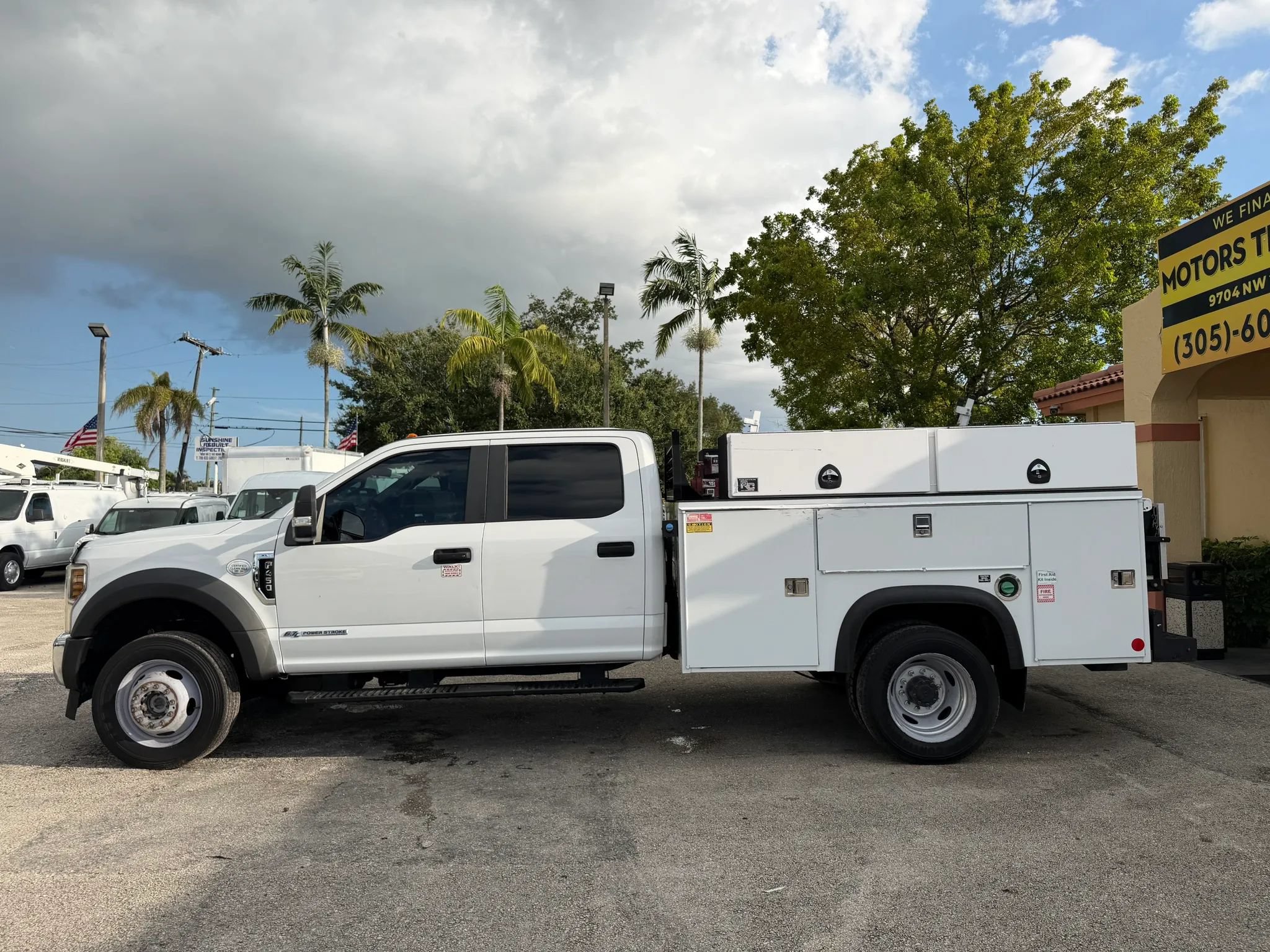 Used 2019 Ford F450 XL w/ Power Equipment Group AWD/4WD image 4