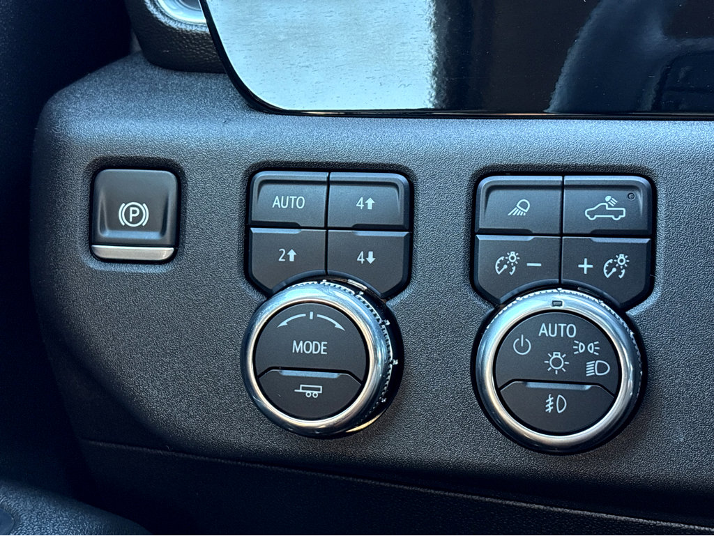 New 2025 GMC Sierra 2500 SLT w/ SLT Premium Package image 14