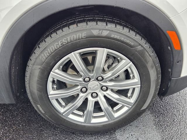 Used 2023 Cadillac XT4 Premium Luxury w/ Enhanced Visibility Package FWD image 8
