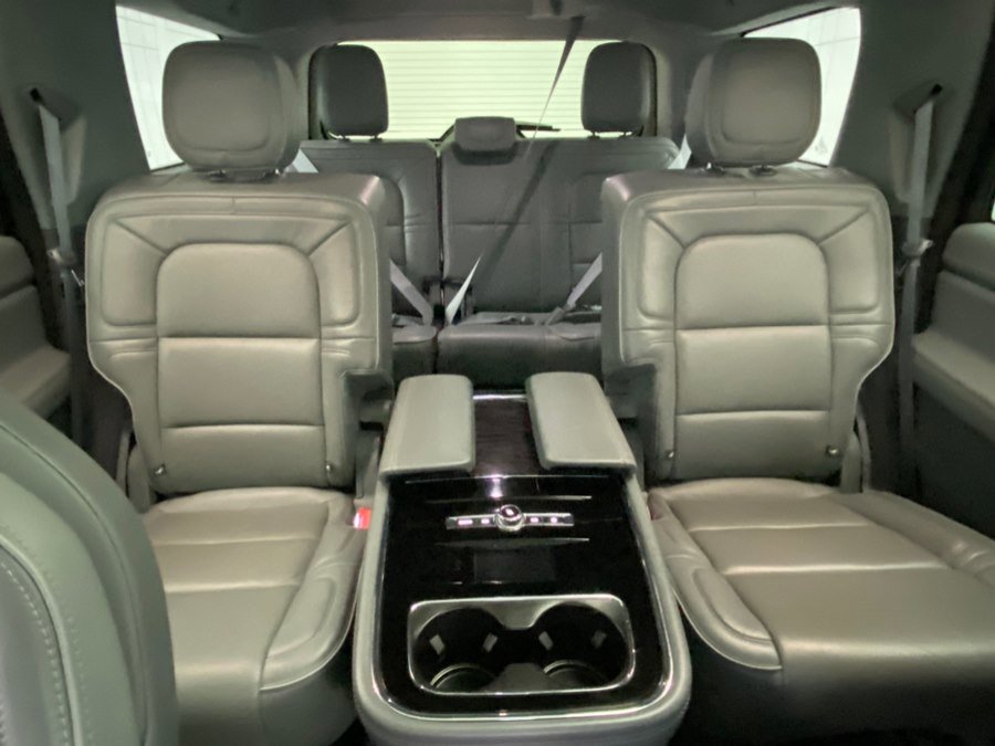 Used 2019 Lincoln Navigator Reserve AWD/4WD image 42