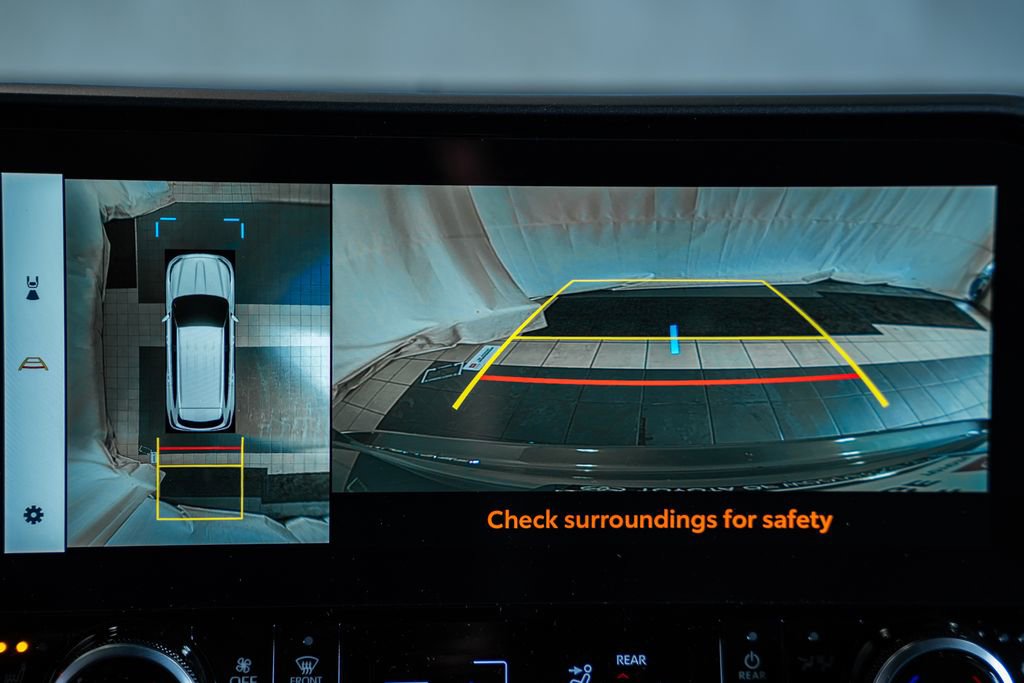 New 2026 Toyota Highlander Limited image 50