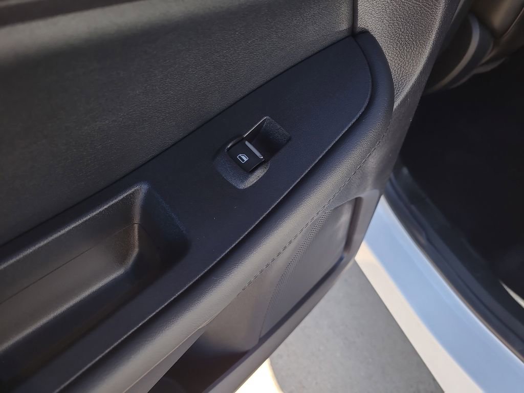 Used 2021 Ford Edge SEL w/ Convenience Package image 15