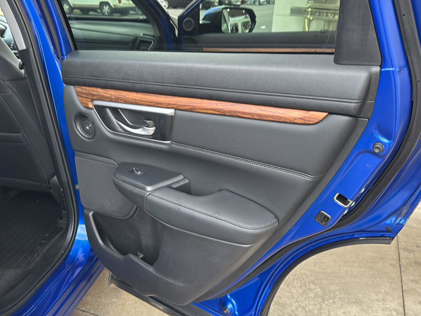 Used 2022 Honda CR-V Touring image 13