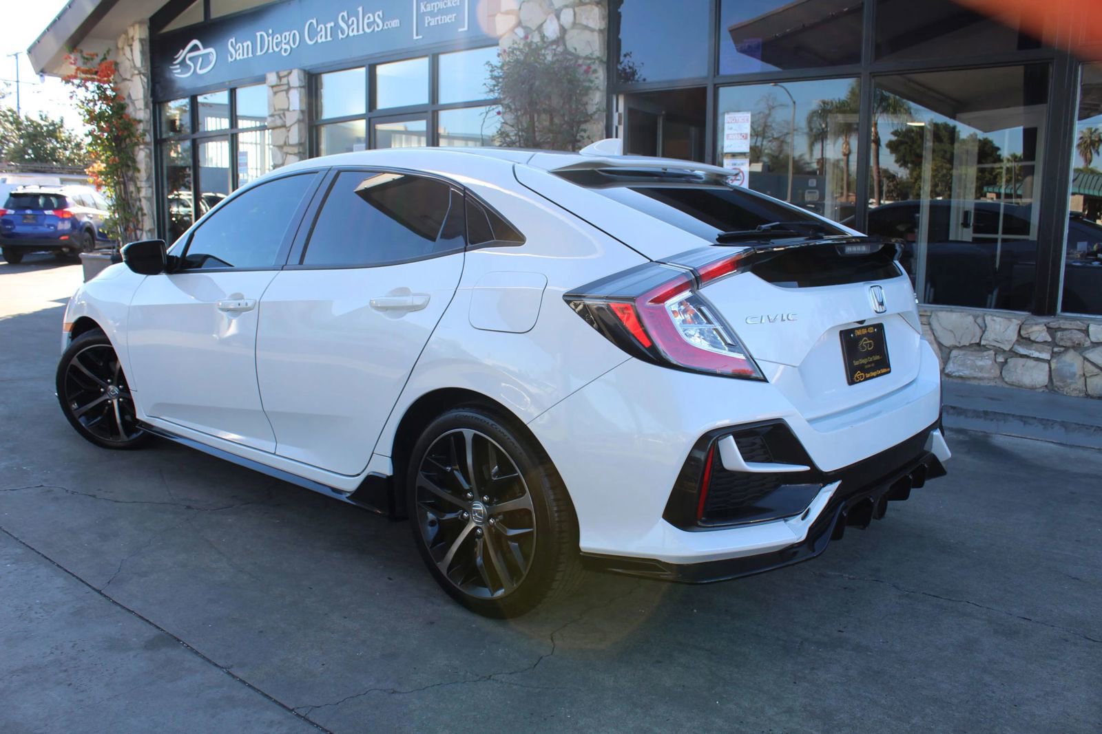 Used 2021 Honda Civic Sport Touring image 3