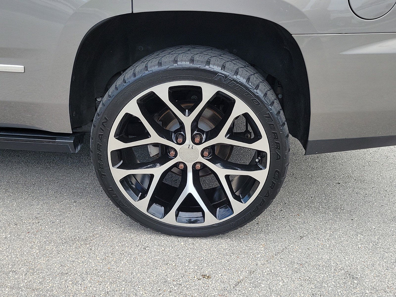 Used 2019 GMC Yukon Denali w/ Denali Ultimate Package image 30