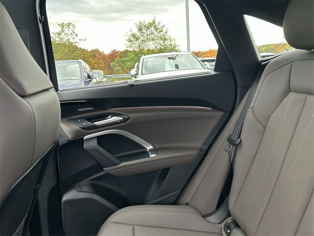 New 2025 Audi Q5 Premium Plus image 12