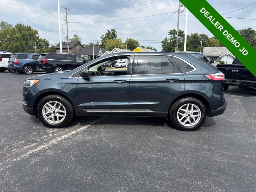 Used 2024 Ford Edge SEL w/ Convenience Package